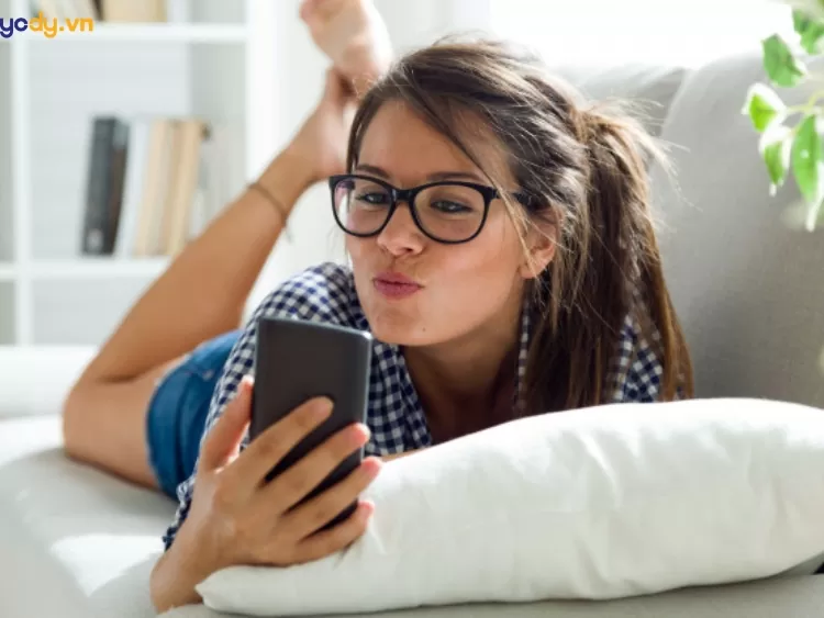 Cách nhận biết con gái yêu thầm